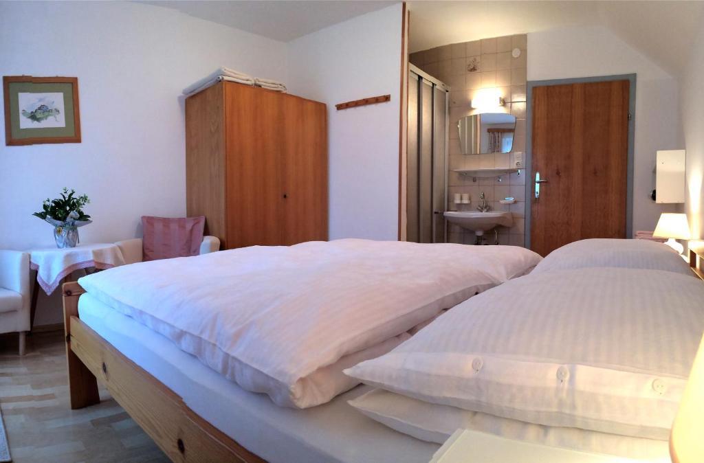 Ferienwohnung Meliessnig Маутерндорф Стая снимка